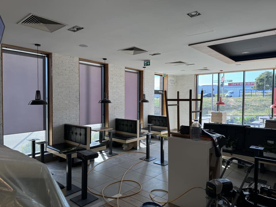 Békéscsaba KFC felújítás