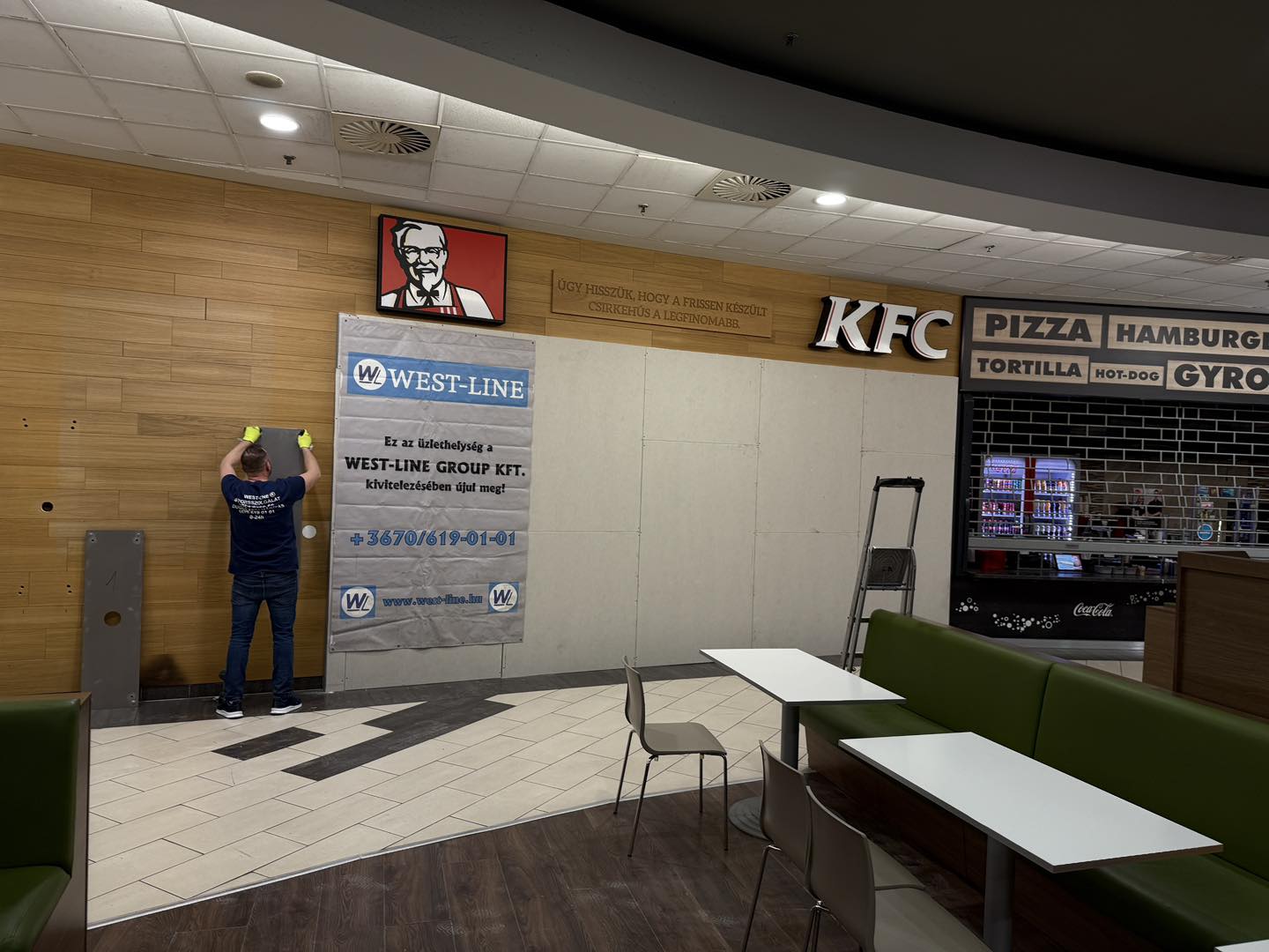 Békéscsaba KFC felújítás